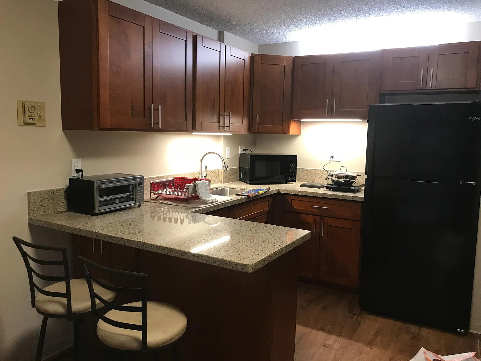 1 bed, 527 sqft, $2,300 — Photo 3