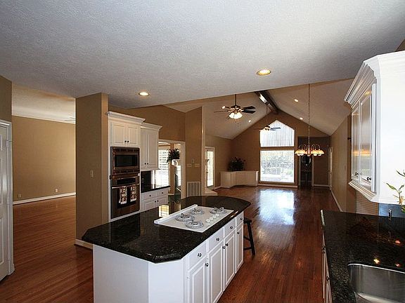 Kitchen looking into Family Room