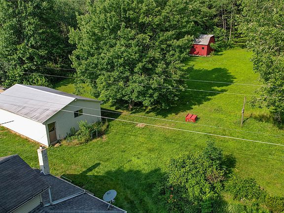 3rd image of 2525 Sulphur Springs Rd