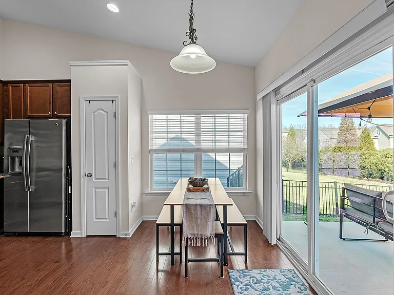 5826 Castlecove Rd — Photo 9