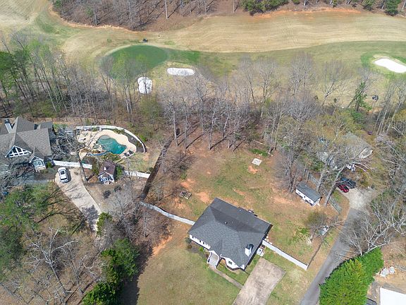 5th image of 80 Dogwood Way