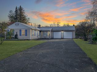 2473 Captain Cook Dr, Anchorage, AK 99517