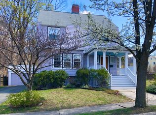 8 Manchester Rd, Winchester, MA 01890