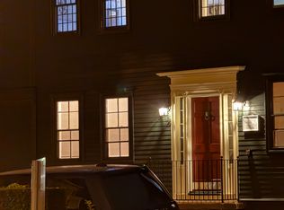 2 School St #4, Newport, RI 02840