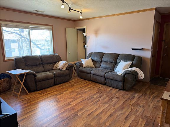 5th image of 4202 62nd St APT 6