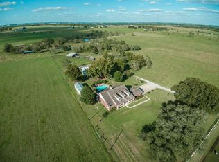 33202 Betka Rd, Waller, TX 77484