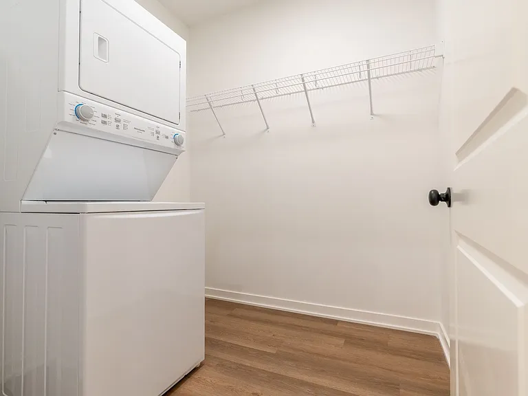 110 N Delaware Ave — Photo 18