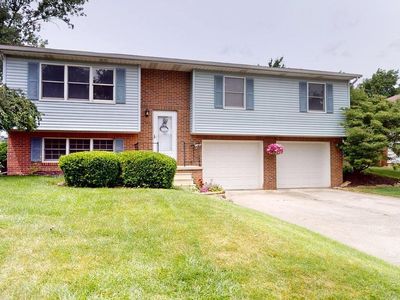 938 Tamarack Dr, Willard, OH, 44890