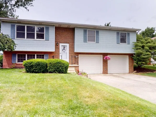 938 Tamarack Dr, Willard, OH 44890