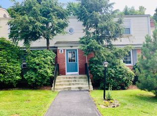 2 Huguenot St APT 4, New Paltz, NY 12561