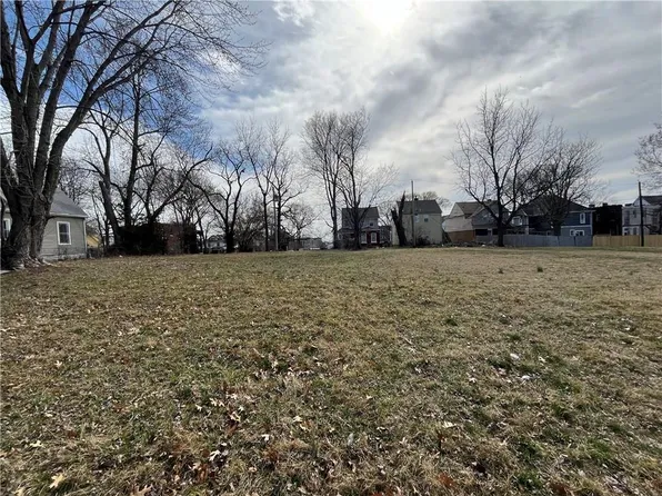 109 E 31st Ter, Kansas City, MO 64111
