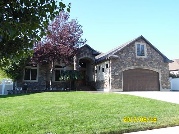 2nd image of 3663 W Salinas Dr