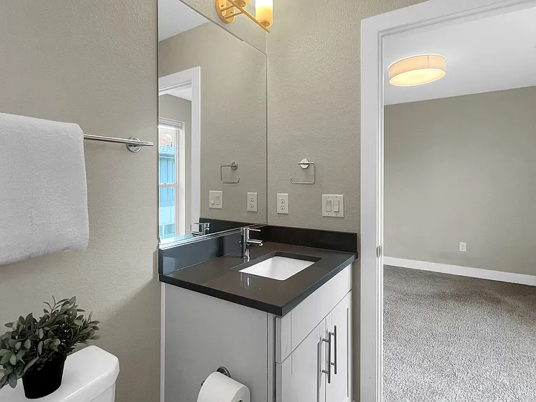 Guest Room/Office Bathroom
