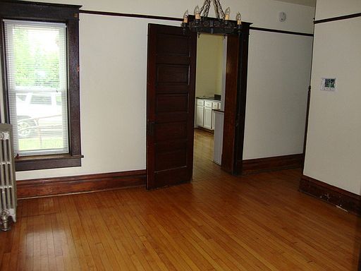 2nd image of 1120 W Court St