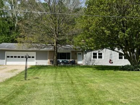 7785 Blackrun Rd, Nashport, OH 43830