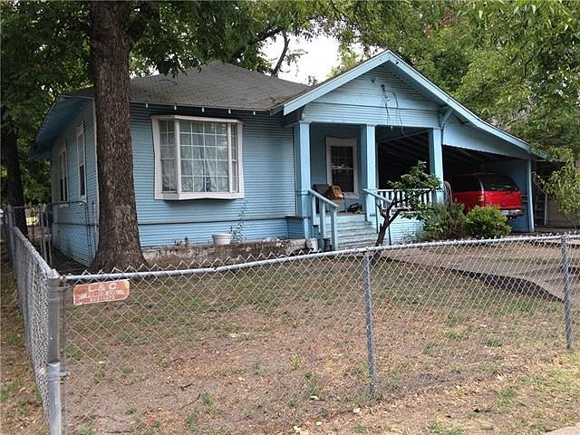 1st image of 2318 N Carroll Ave