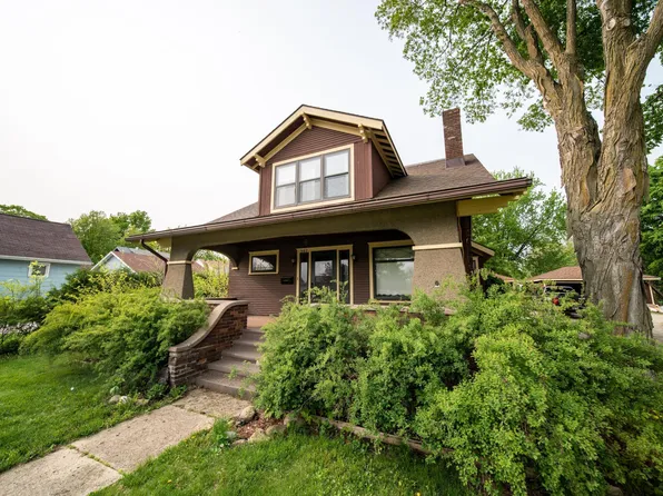 307 W Grant St, Spring Valley, MN 55975