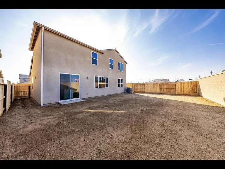 6698 E Adena Ave — Photo 38
