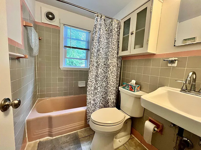 19 Myrica Ave — Photo 25