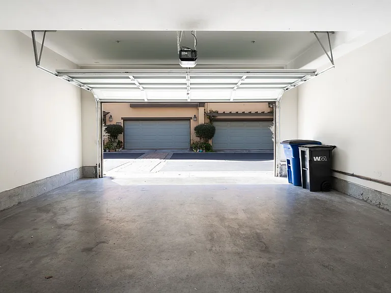 25502 Huntwood Ave — Photo 41