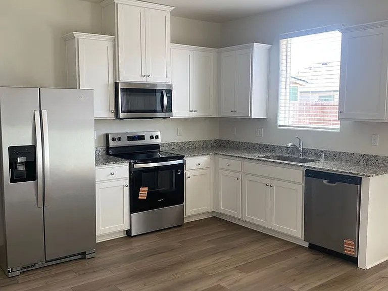 4408 Santa Fe St — Photo 15