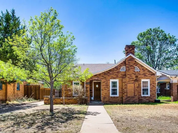2215 17th St, Lubbock, TX 79401