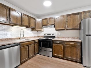 Apple Ridge Townhomes - 8827, Milwaukee, WI 53225