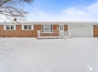 11820 Ran St, Taylor, MI 48180