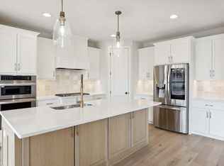 10191 Queensland Ln N, Maple Grove, MN 55311