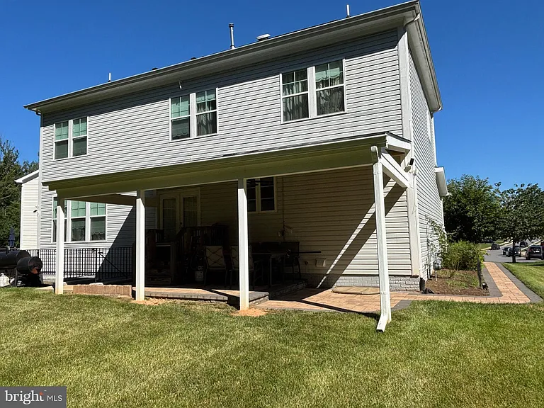 4900 Quixote Ct — Photo 2