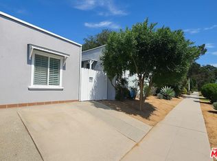 1121 N Curson Ave #2, Los Angeles, CA 90046