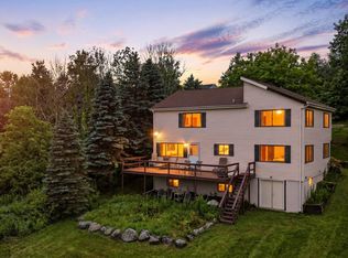 87 Ridgeview Dr, Lake Ariel, PA 18436