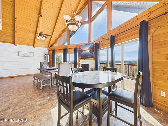 12th image of this home