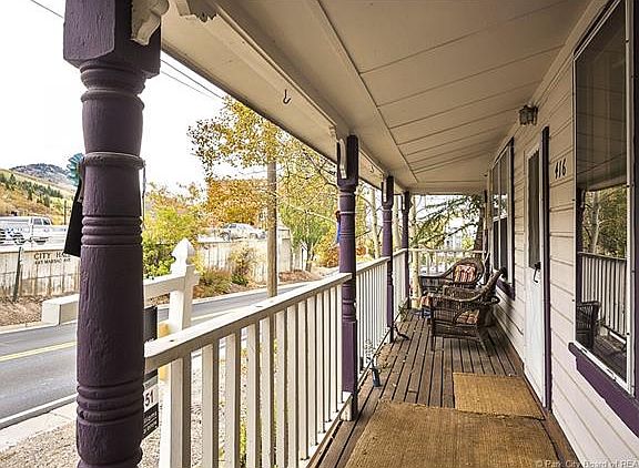 3rd image of 416 Marsac Ave