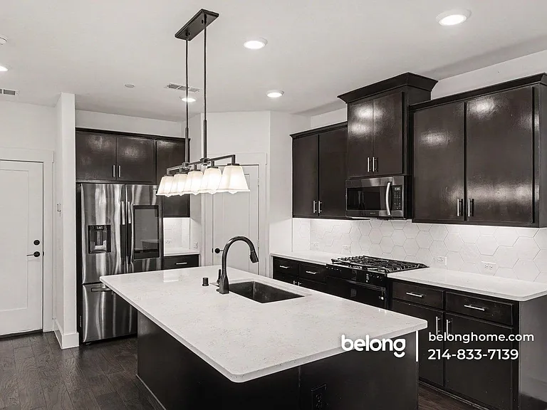860 Bandera Ct — Photo 6