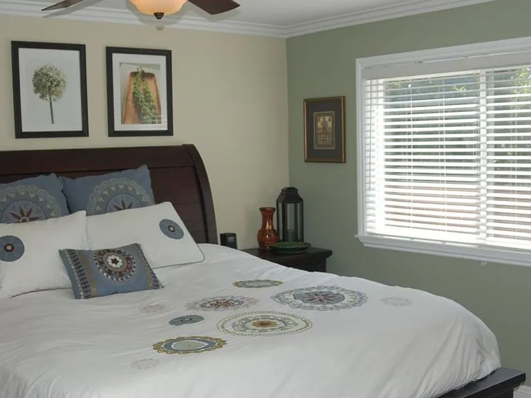 1324 E Rose Ave — Photo 18