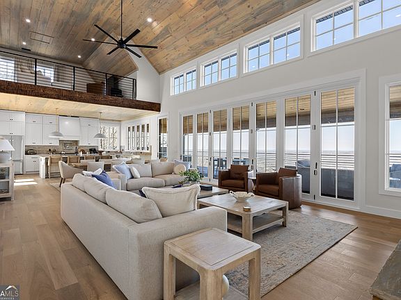 2nd image of 6565 Scenic Hwy