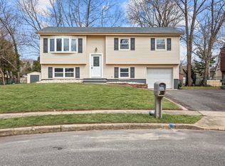 4 Fir Ct, Jackson, NJ 08527