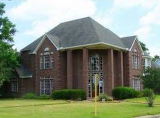 18402 Snowwood Dr, Spring, TX 77388