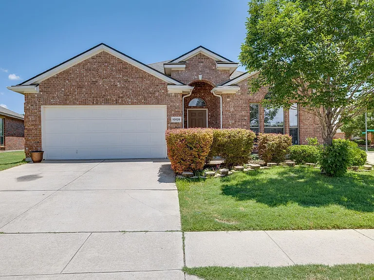 10826 Calderwood Ln — Photo 1