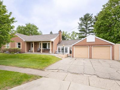 202 Park Ave, Holly, MI, 48442