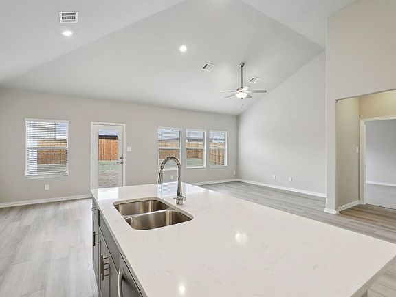 4th image of 1161 Sage Dr
