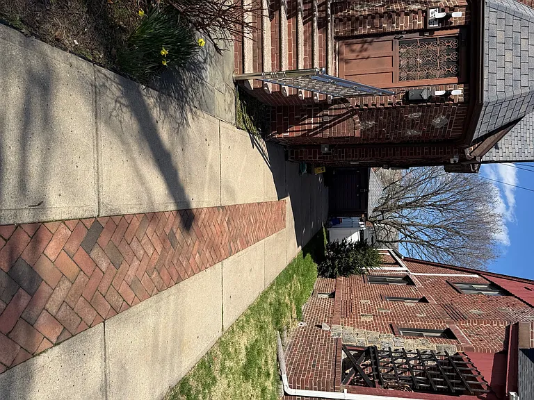 8337 Charlecote Rdg — Photo 41