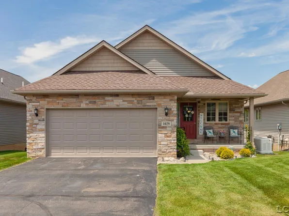 1029 Ridgeview Dr, Tecumseh, MI 49286