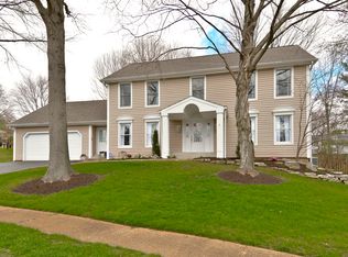 14359 Windcreek Dr, Chesterfield, MO 63017