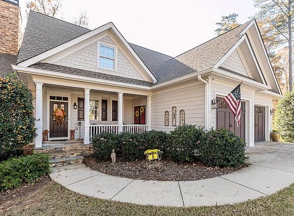 3rd image of 1041 Cleek Ln