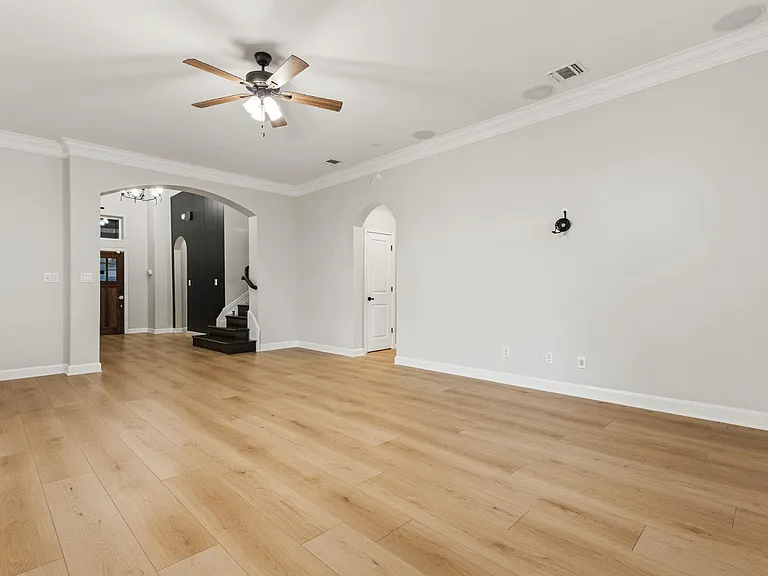 14018 Pikesdale — Photo 3
