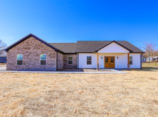 139 Ayly Estates Dr, Mayfield, KY 42066