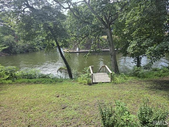3rd image of 5182 E Highland Cove Ct