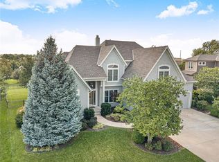 5818 Aminda St, Shawnee, KS 66226